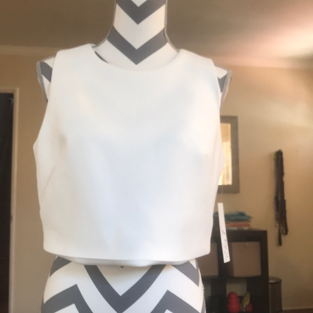Cute ivy top